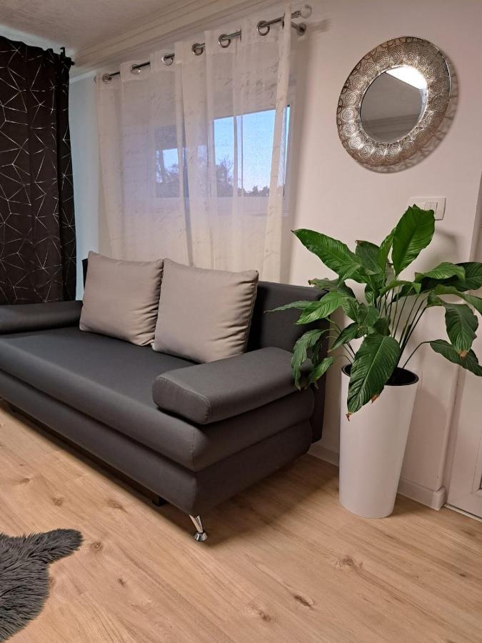 Studio Apartman Maris Apartment Zadar Exterior photo